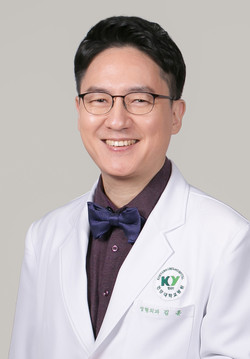 성형외과 김훈 교수